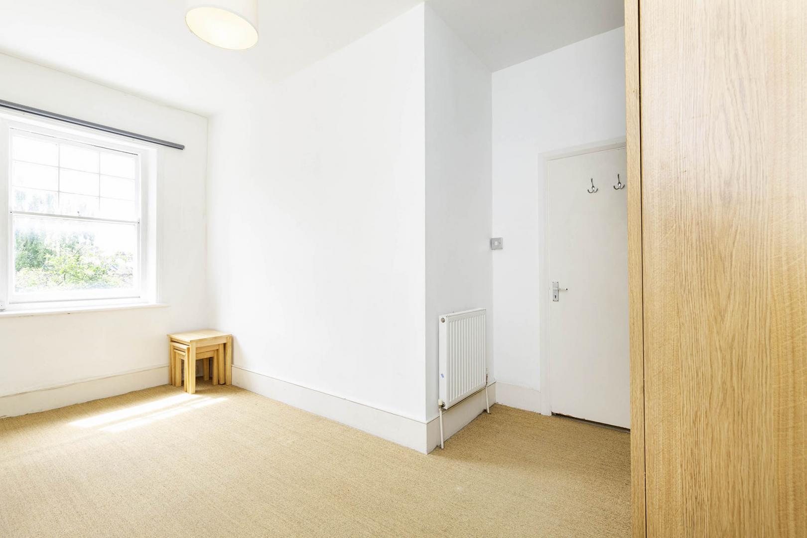 Modern Apartment Dennington Park Road, West Hampstead